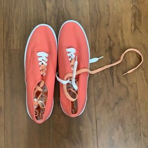 Coral Low Sneakers